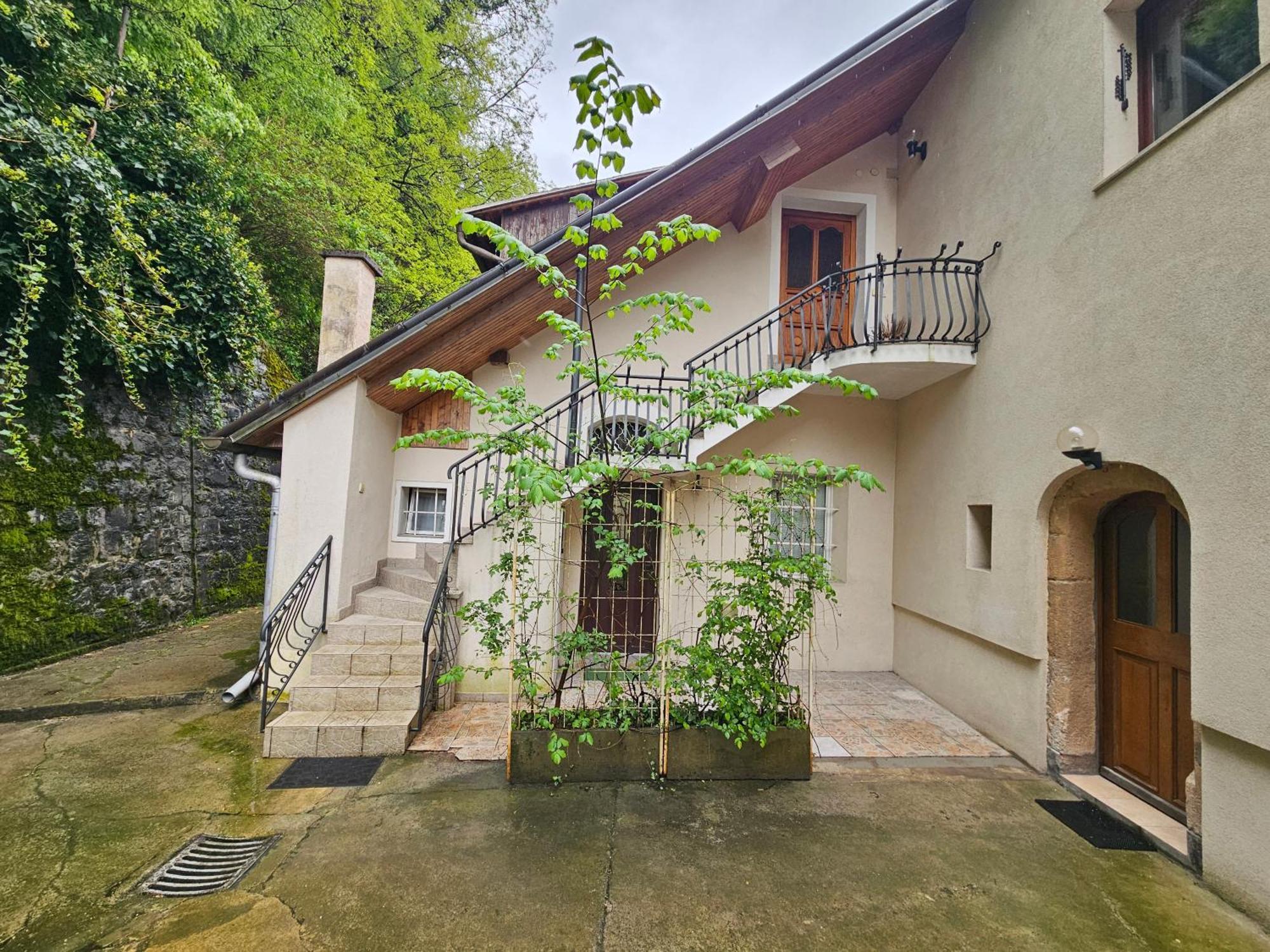 Apartment Nina With Private Terrace Tour As Ljubljana